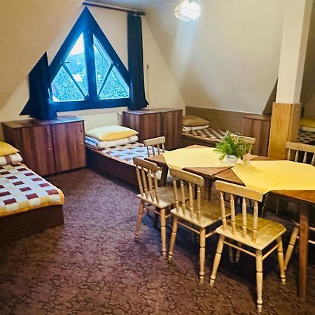 Miedzynarodowe Schronisko Mlodziezowe Ptsm Szarotka Zakopane Exterior foto