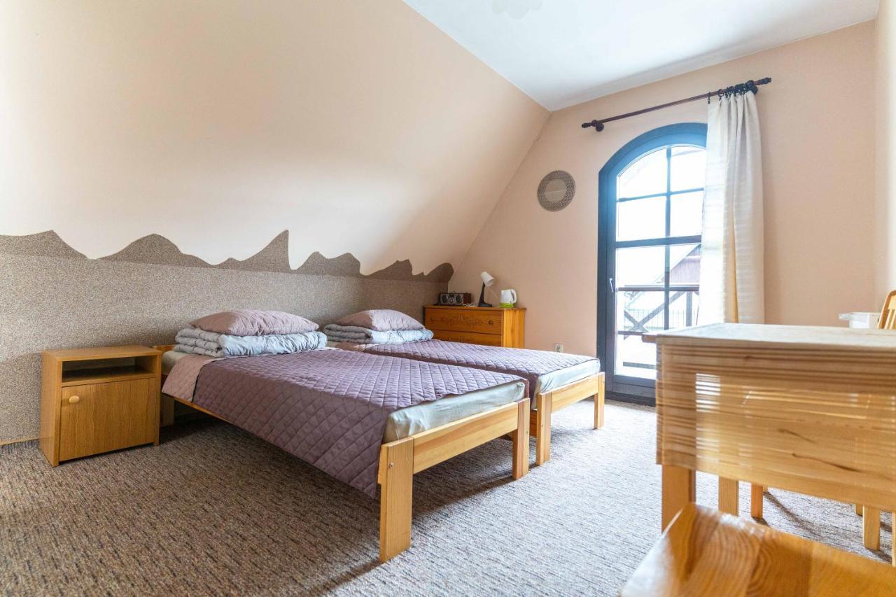 Miedzynarodowe Schronisko Mlodziezowe Ptsm Szarotka Zakopane Exterior foto