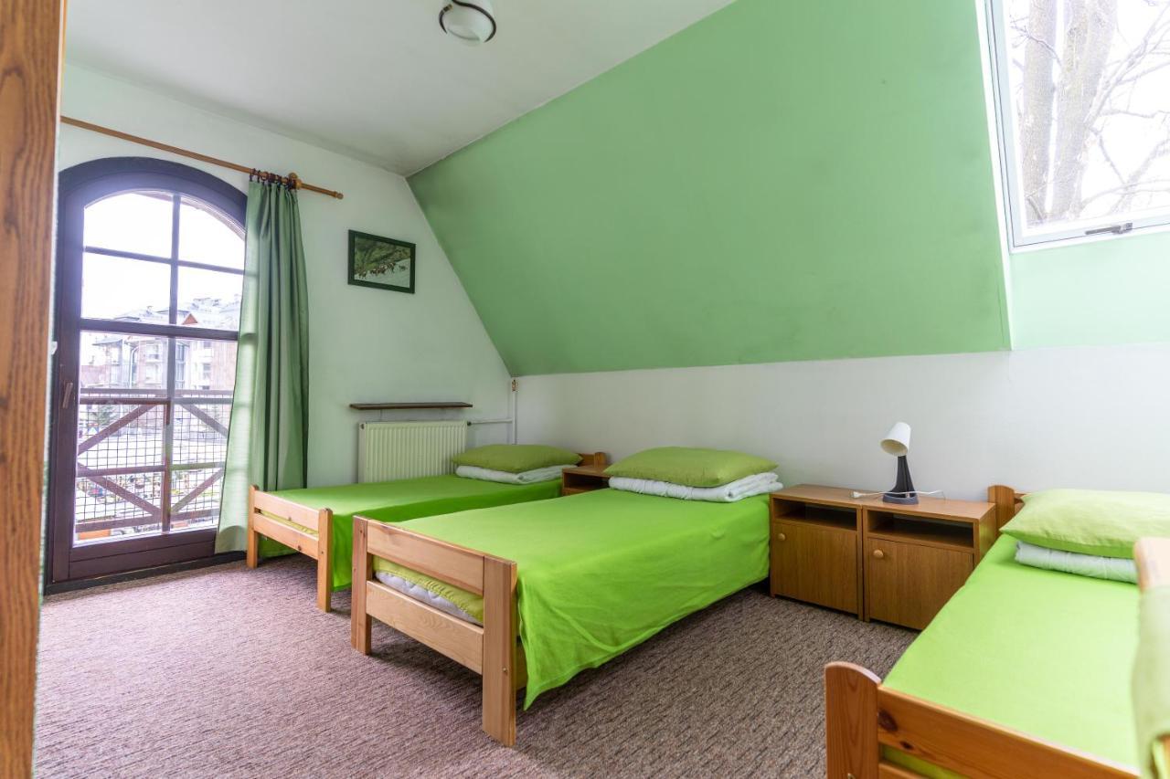 Miedzynarodowe Schronisko Mlodziezowe Ptsm Szarotka Zakopane Exterior foto